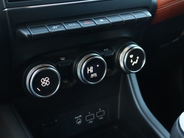 Renault Captur II Crossover 1.0 TCe 100KM 2020 Renault Captur 1.0 TCe, Salon Polska, zdjęcie 13