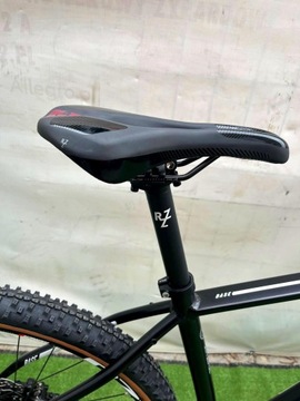 НОВАЯ БАЗА ROZZO 30 SHIMANO DEORE 12S M6100 КОЛЕСА 29 L РАМА 19 ДЮЙМОВ ROCK SHOX