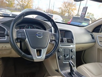 Volvo XC60 I SUV Facelifting 3.0 T6 304KM 2014 VOLVO XC60 T6, Automat, Dokumentacja Podgrzewane fotele, AWD, zdjęcie 5