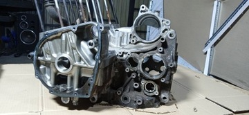 SUZUKI GSF 600 BANDIT CRANKERS КОРПУС БЛОКА ДВИГАТЕЛЯ ВЕРХНИЙ НИЖНИЙ ШАТАНТ