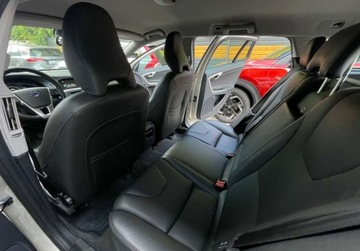 Volvo V60 I Kombi Facelifting 2.0 D2 DRIVE-E 120KM 2017 Volvo V60 D2 NAVI ZAREJESTROWANY gwarancja manual SKORA 2.0, zdjęcie 19