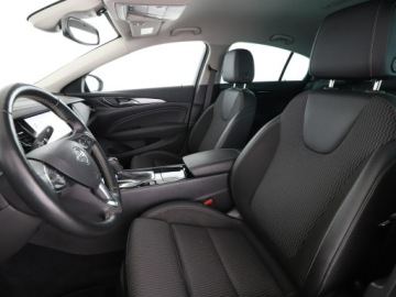 Opel Insignia I Sedan Facelifting 2.0 CDTI Ecotec 170KM 2017 Opel Insignia Automat Navi Kamera cofania, zdjęcie 12
