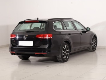 Volkswagen Passat B8 Variant 1.8 TSI BlueMotion Technology 180KM 2017 VW Passat 1.8 TSI, Salon Polska, Serwis ASO, Navi, zdjęcie 4