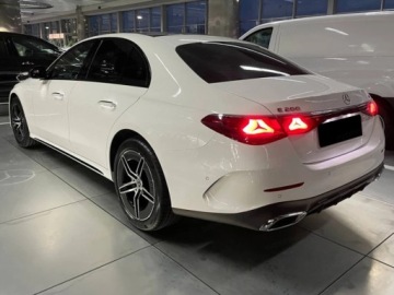 Mercedes Klasa E W214 Sedan 2.0 200 204KM 2025 E Klasa 200 4-Matic AMG 2.0 (204KM) 2025, zdjęcie 6