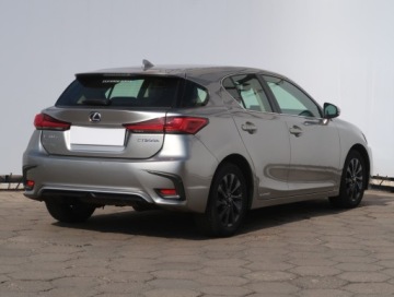 Lexus CT Hatchback 5d Facelifting 2017 200h 136KM 2019 Lexus CT 200h, Salon Polska, Serwis ASO, Automat, zdjęcie 4