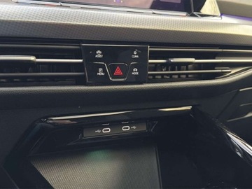 Volkswagen Golf VIII Alltrack 2.0 TDI 200KM 2022 Volkswagen Golf Alltrack LED Matrix Harman Kardon Hak Kamera Cofania Faktu, zdjęcie 21