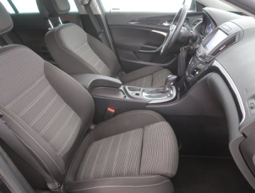 Opel Insignia I Country Tourer 2.0 CDTI Ecotec 170KM 2016 Opel Insignia 2.0 CDTI, 167 KM, Automat, Xenon, zdjęcie 8