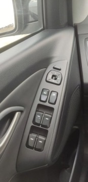 Hyundai ix35 SUV Theta 2.0 MPI 163KM 2010 Hyundai ix35 2.0 MPI ,Bezwypadek ,niski pot przebieg 2.0 Benzyna 163KM, zdjęcie 18