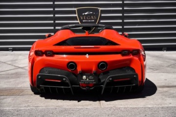 Ferrari 2025 Ferrari SF90 Spider Base 2025 4.0 Hybryda Plug-in 986KM, zdjęcie 2