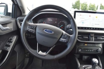 Ford Focus IV Kombi Facelifting 1.0 EcoBoost 125KM 2023 Ford Focus SalonPL 1.0 125KM Combi Titanium Climatronic Tempomat LED VAT23, zdjęcie 11