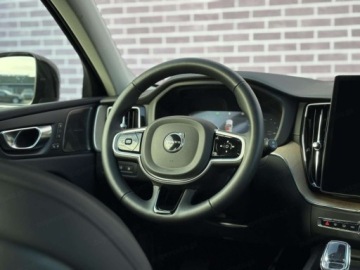 Volvo XC60 II 2026 VOLVO XC60 B5 AWD Ultra Dark Suv 2.0 264KM 2026, zdjęcie 7
