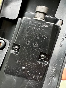 ФОНАРЬ СВЕТОДИОДНЫЙ ДОРОЖНИК ЛЕВЫЙ IVECO DAILY 2014-