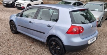 Volkswagen Golf V Hatchback 1.4 i 16V 75KM 2005 Volkswagen Golf 1.4 75KM Klimatyzacja automatyczna 1.4 Benzyna 75KM, zdjęcie 4