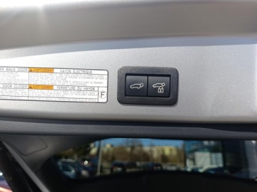 Toyota Corolla Cross 2.0 Hybrid Dynamic Force 197KM 2024 Toyota Corolla Cross 2.0 Hybrid Executive Toyota C, zdjęcie 15