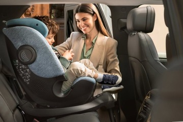 Сиденье BI-SEAT I-SIZE AIR Chicco с поворотным основанием на 360° 0–36 кг 40–150 см ЧЕРНОЕ