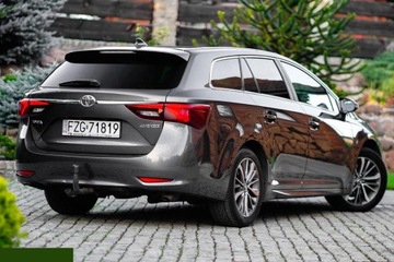 Toyota Avensis III Wagon Facelifting 2015 2.0 D-4D 143KM 2016 Toyota Avensis 2.0 D-4D Selection 143KM 2016r Salon Polska, zdjęcie 12