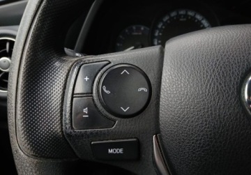 Toyota Auris II Touring Sports Facelifting 1.4 D-4D 90KM 2018 Toyota Auris Auris 1.4 90KM Active FV23 Serwis ASO 1.4 Diesel, zdjęcie 23