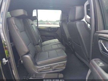 Chevrolet Suburban GMT900 2023 Chevrolet Suburban RST 2023 5.3l 5.3 Benzyna 355KM, zdjęcie 12
