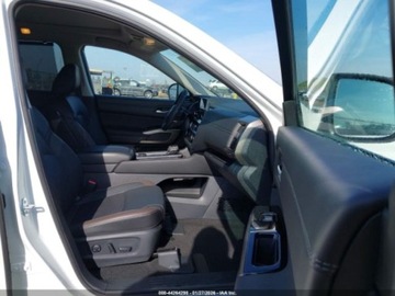 Nissan Pathfinder III 2024 Nissan Pathfinder Platinum 2024 3.5 Benzyna 284KM, zdjęcie 9