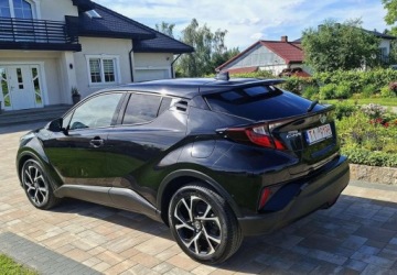 Toyota C-HR I Crossover Facelifting 1.8 Hybrid 122KM 2022 Toyota C-HR Toyota C-HR 1.8 Hybryda 122KM, zdjęcie 4
