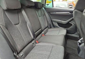 Skoda Octavia IV Kombi Plug-in 1.4 TSI iV Plug-In Hybrid 204KM 2021 Skoda Octavia 1.4iV PHEV 204KM Style DSG Kessy Virtual Podgrz.szybafotele, zdjęcie 16