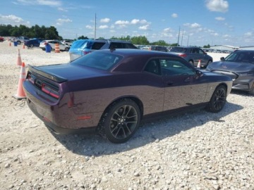 Dodge Challenger III 2021 Dodge Challenger RT Scat Pack 2021 6.4l 6.4 Benzyna 485KM, zdjęcie 3