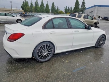 Mercedes Klasa C W206 2021 Mercedes-Benz Klasa C 300 2021 2.0 Benzyna 255KM, zdjęcie 3