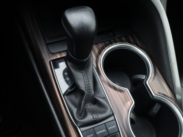 Toyota Camry IX Sedan 2.5 Hybrid Dynamic Force 218KM 2019 Toyota Camry 2.5 Hybrid, Salon Polska, zdjęcie 15