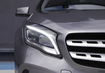 Mercedes GLA I Off-roader 1.6 180 122KM 2017 Mercedes-Benz GLA LIFT 180 Benzyna 122HP Automat Kamera II.wlasciciel GWAR, zdjęcie 37