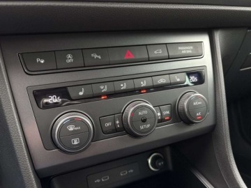 Cupra Ateca Crossover Facelifting 1.5 TSI 150KM 2024 Cupra Ateca TSI 150KM DCC Side Assist Kam. 360 Beats Audio FV23, zdjęcie 19