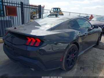 Ford Mustang VI 2024 Ford Mustang GT Premium Fastback 2024 5.0l 5.0 Benzyna 480KM, zdjęcie 5