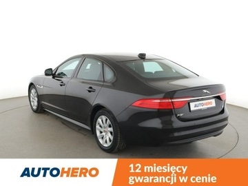 Jaguar XF II Sedan 2.0 i4D 163KM 2017 Jaguar XF GRATIS! Pakiet Serwisowy o wartości, zdjęcie 3