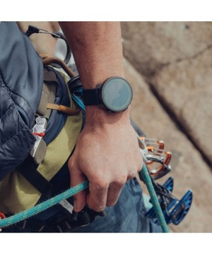 Умные часы Suunto Вертикальный титановый с солнечной батареей и GPS-приемником