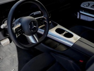 Mercedes CLA C118/X118 2025 MERCEDES-BENZ CLA 200 Sedan 1.5 (163KM) 2025, zdjęcie 6