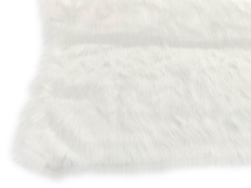 Futro sztuczne 0.5m x 1.5m biel futerko Lis