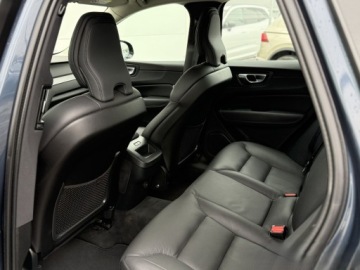 Volvo XC60 II 2025 Volvo XC 60 B5 B AWD Plus Dark | Serwis ASO | Harm, zdjęcie 32