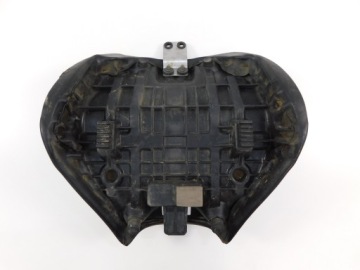 SUZUKI INTRUDER 800 FI СИДЕНЬЕ ВОДИТЕЛЯ