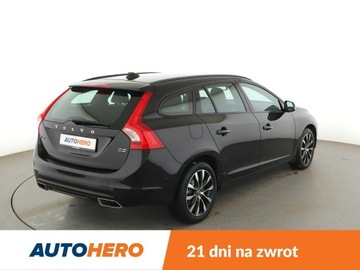 Volvo V60 I Kombi Facelifting 2.0 D2 DRIVE-E 120KM 2017 Volvo V60 skóra klima auto navi czujniki, zdjęcie 6