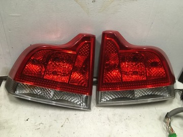 VOLVO S60 LAMPA TYŁ ORYGINAŁ LIFT PRAWA LYLNA 04-