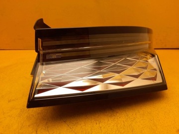 CITROEN DS4 II CROSSBACK SVĚTLO ZADNÍ PRAVÁ 9831089380