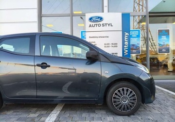 Toyota Aygo II Hatchback 3d Facelifting 1.0 VVT-i 72KM 2019 Toyota Aygo Toyota Aygo 1.0 VVT-i Black Edition Benzyna 72KM, zdjęcie 34