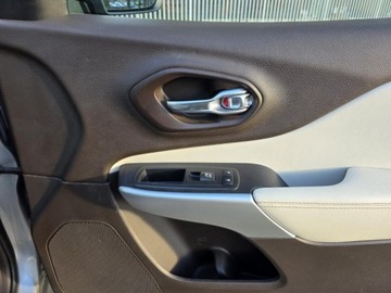 Jeep Cherokee V Terenowy 3.2 V6 272KM 2017 JEEP CHEROKEE Overland V6 3.2l benzyna 272KM 4X4 Salon PL LPG Wentylacja, zdjęcie 37