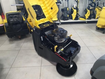 KARCHER SWEEPER KM 75/40 WG бензин / 7 тыс.
