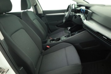 Volkswagen Golf VIII Variant 2.0 TDI 115KM 2021 VW Golf 2.0 TDI, Salon Polska, VAT 23%, Klima, zdjęcie 6