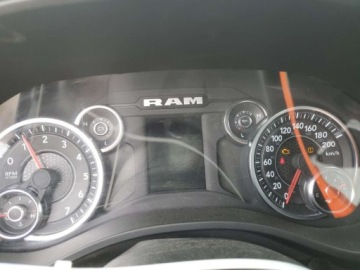  RAM 1500 Tradesman 2024 5.7 Benzyna 395KM, zdjęcie 9