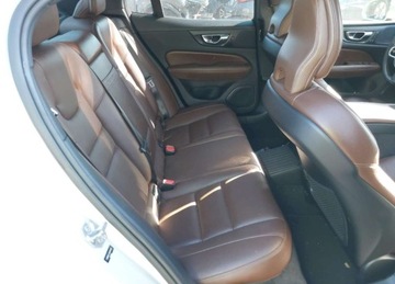 Volvo S60 III 2019 Volvo S60 2019r., Hybrid T8 Inscription, 2L, od ubezpieczalni 2.0 Hybryda, zdjęcie 7