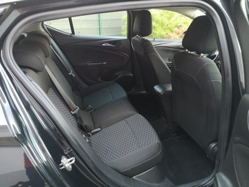 Opel Astra J GTC 1.6 CDTI Ecotec 110KM 2016 Opel Astra 1.6 CDTI 110KM Klimatronik Tempomat, zdjęcie 17