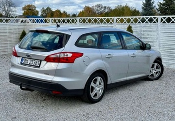 Ford Focus III Kombi 1.0 EcoBoost 100KM 2012 Ford Focus Ford Focus 1.0 EcoBoost 99g Start-Stopp-System Business Edition, zdjęcie 2