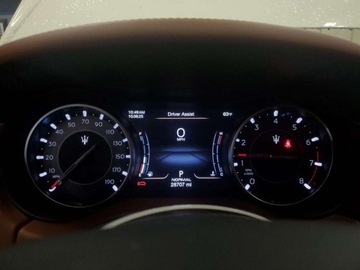 Maserati Ghibli III 2022 Maserati Ghibli Modena 2022 3.0l 3.0 Benzyna 424KM, zdjęcie 9