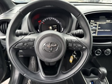Toyota Aygo X 1.1 VVT-i 72KM 2023 Toyota Aygo X 1.0 VVT-i Style CVT 1.0 VVT-i Style, zdjęcie 15